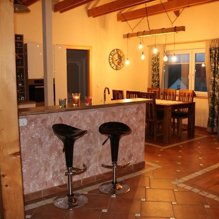 Helle, Offene Dachgeschosswohnung Mit Terrasse Oberloisdorf ภายนอก รูปภาพ