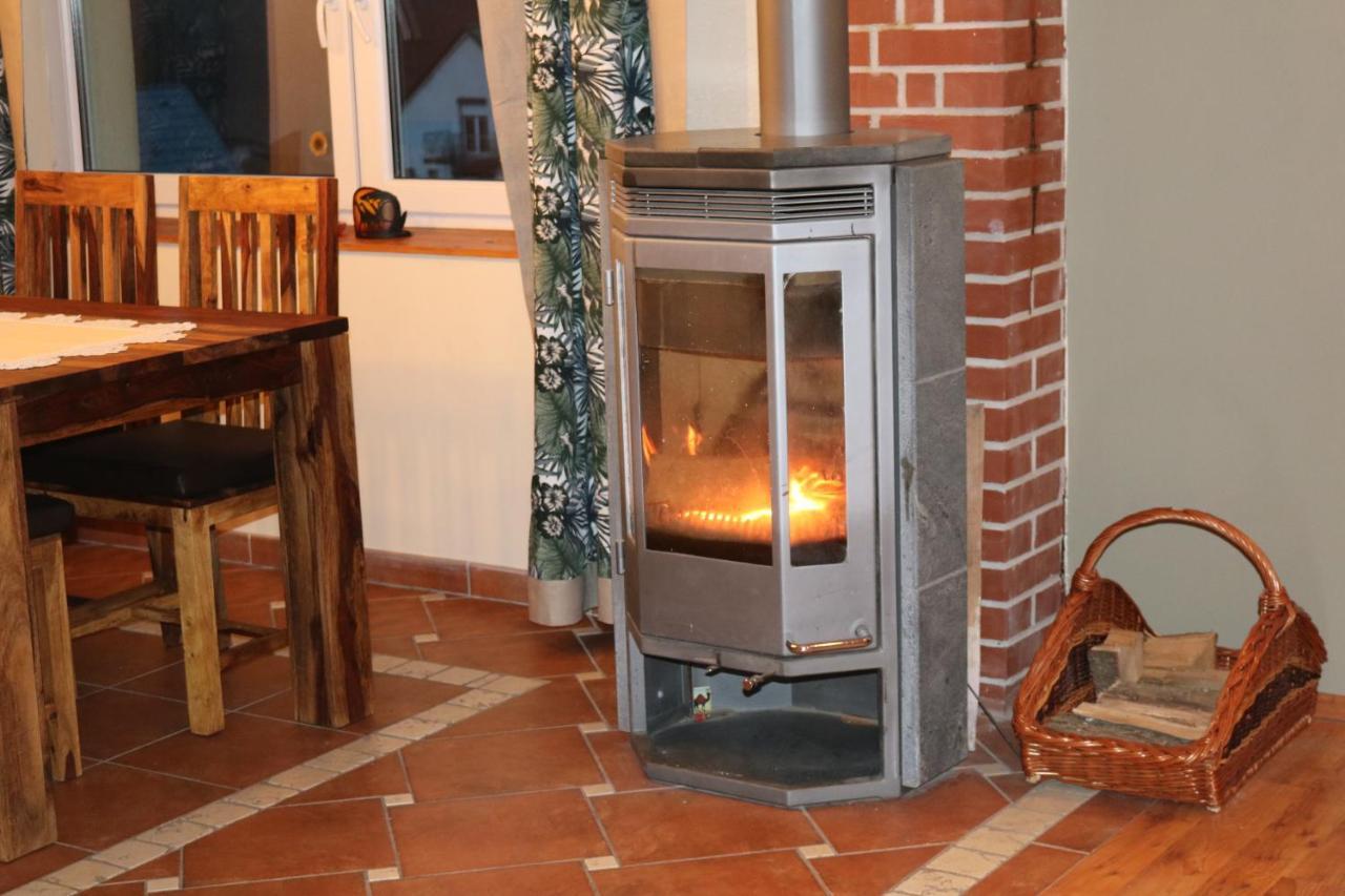Helle, Offene Dachgeschosswohnung Mit Terrasse Oberloisdorf ภายนอก รูปภาพ
