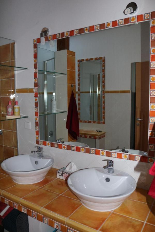 Helle, Offene Dachgeschosswohnung Mit Terrasse Oberloisdorf ภายนอก รูปภาพ